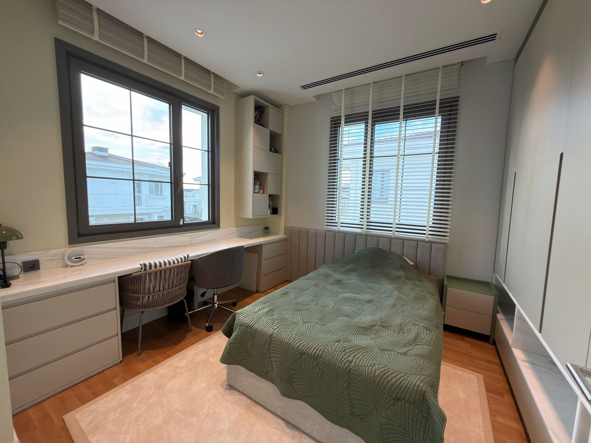 ÇINARKÖY EVLERİNDE SATILIK ÖZEL DİZAYN VİLLA - Görsel 13