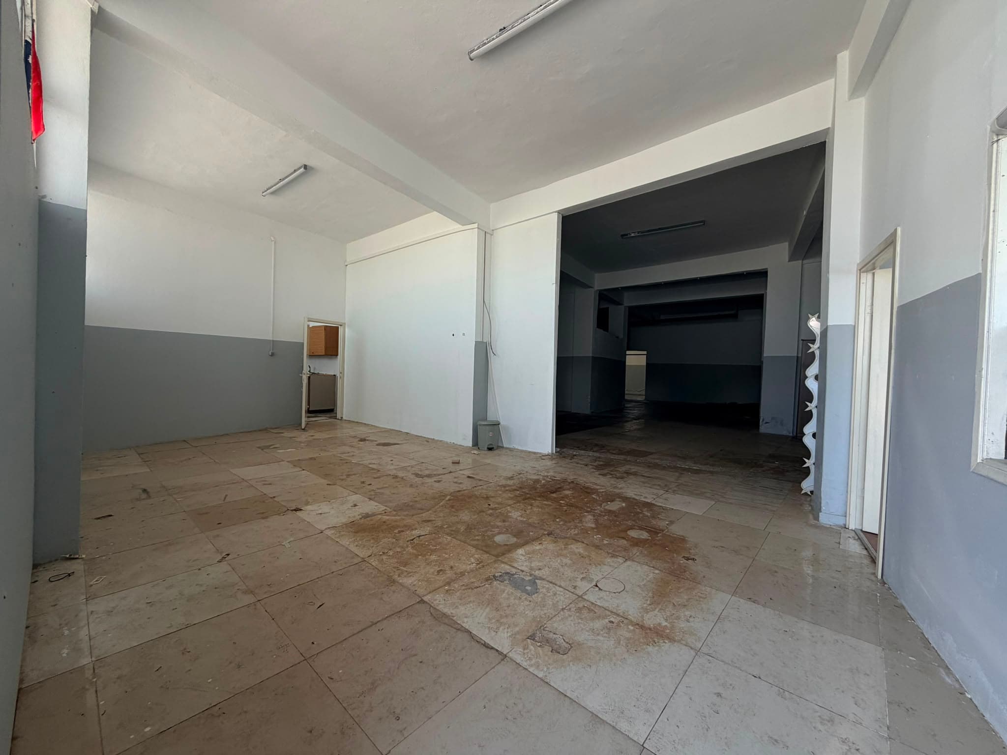 Muaz ALTUN'dan Kiralık 380m2 Dükkan & Mağaza - Görsel 22